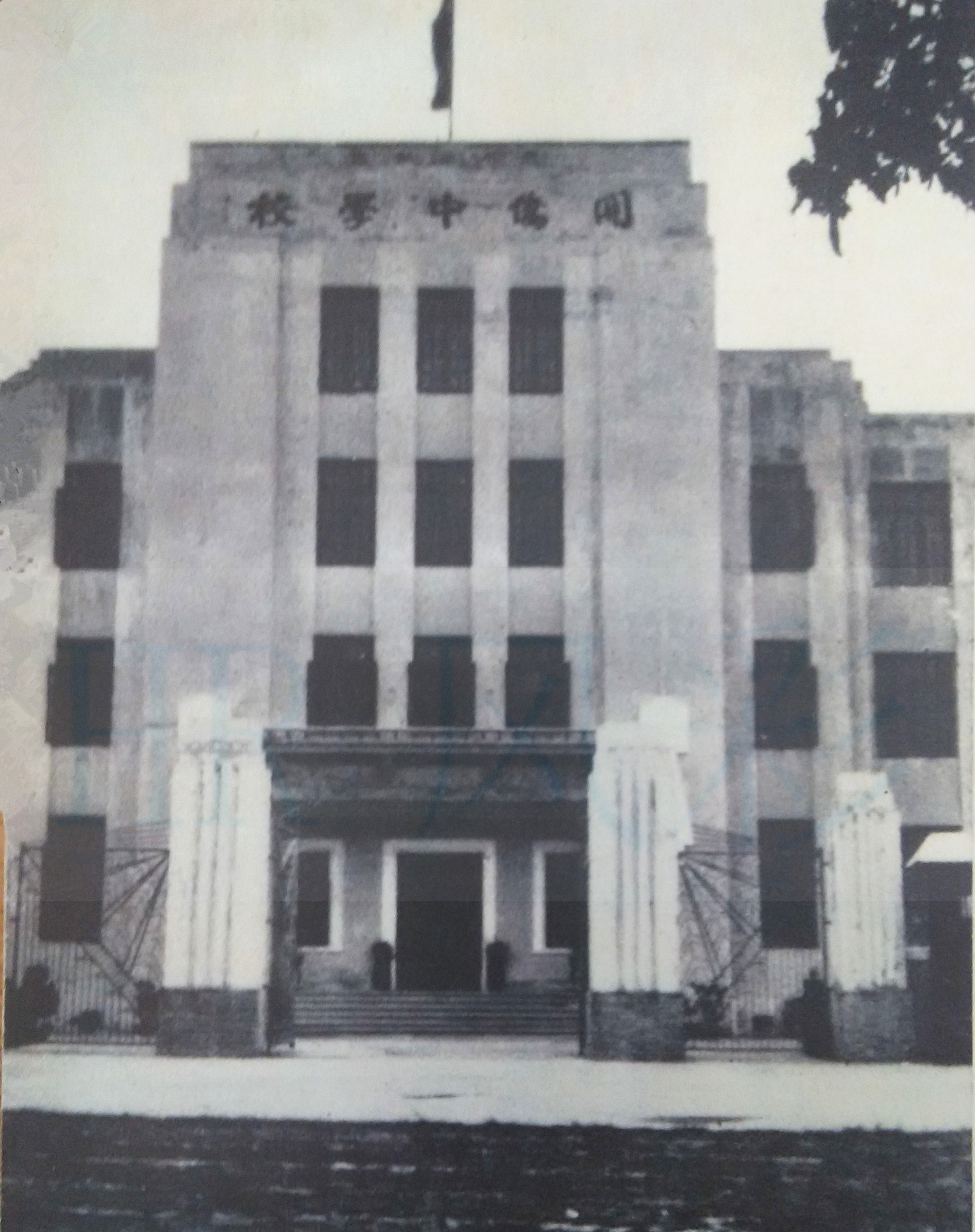 台山华侨捐建的学校,江门台山民国风旧学校