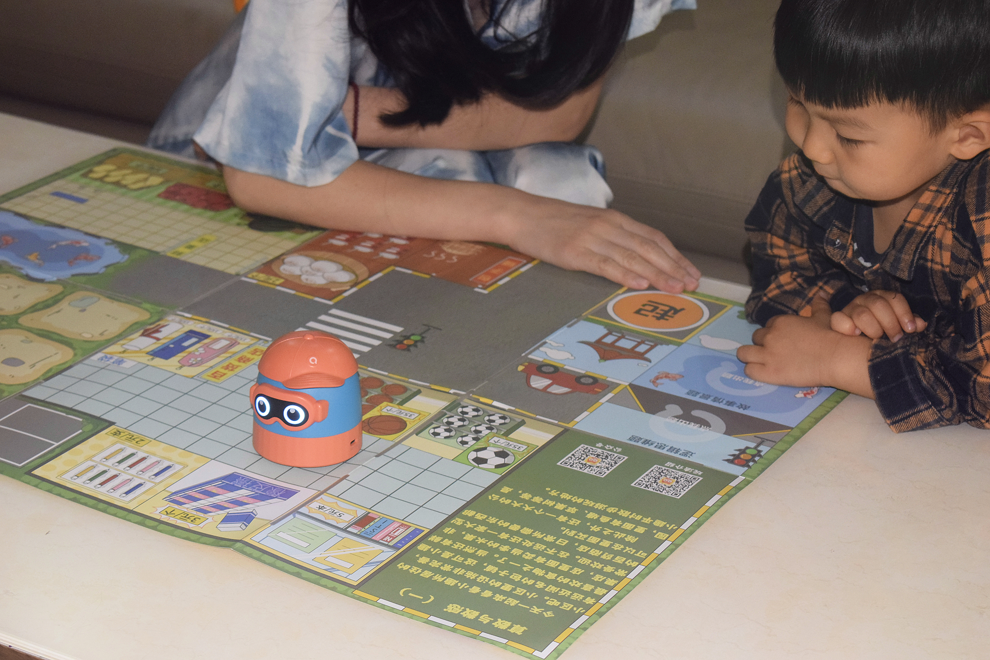 寓教于乐好伙伴！趣学伴拼读编程机器人体验分享