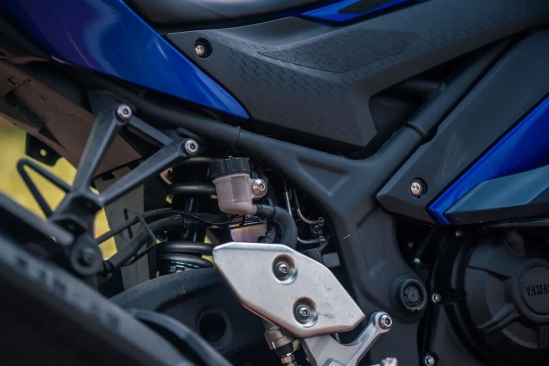 雅马哈yzf-r25测评老款,雅马哈推荐yzf-r6