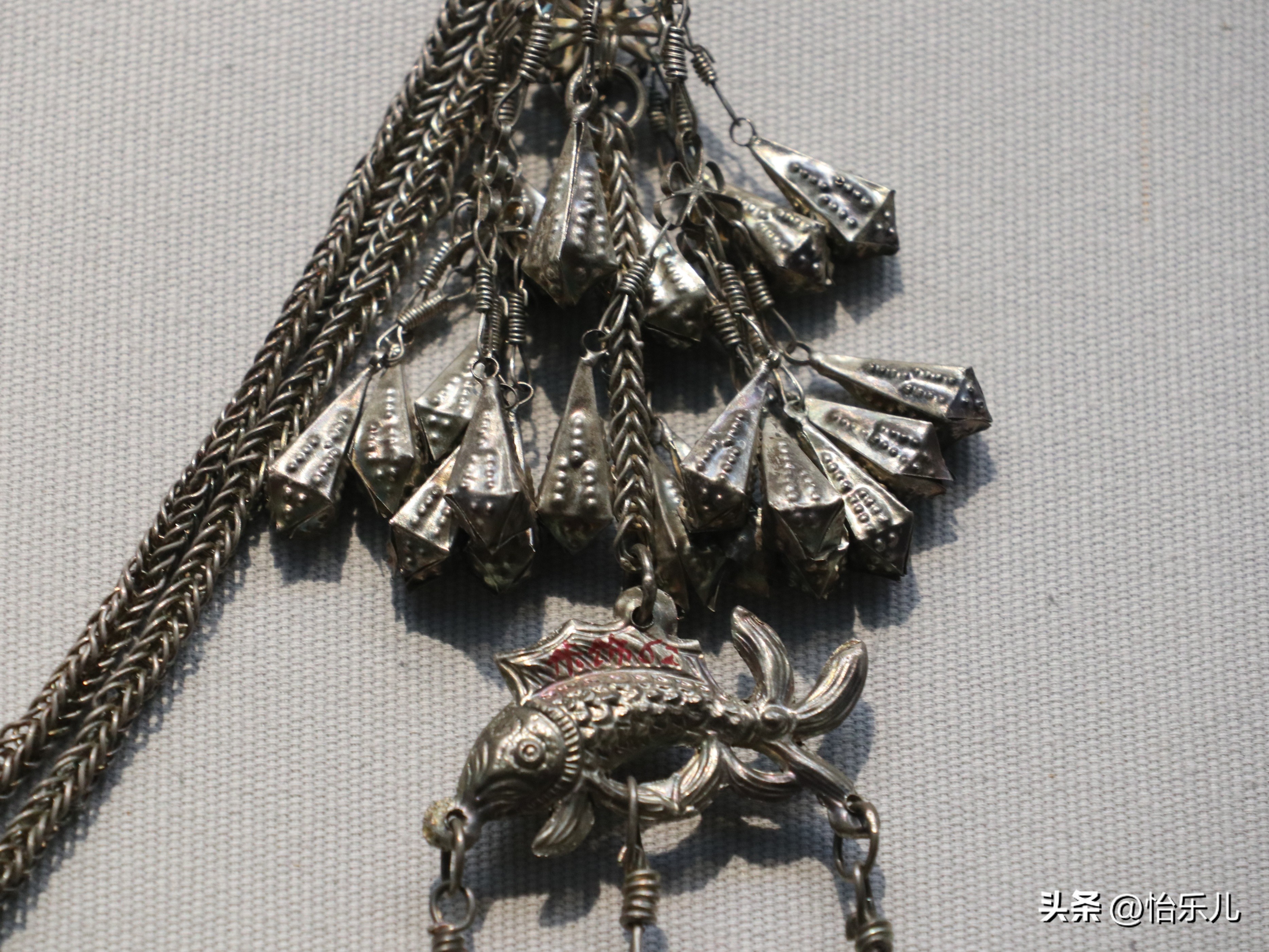 云南最著名的银饰,云南银饰元素