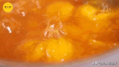 又到了临走前妈妈偷偷在我的包里硬塞一瓶酱的时候