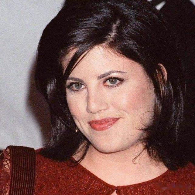 莱温斯基克林顿纪录片,克林顿拥抱莱温斯基视频