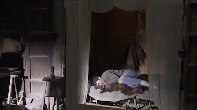 揭露旧社会女性悲惨的电影，妻子为替丈夫还债，80块钱租给老地主