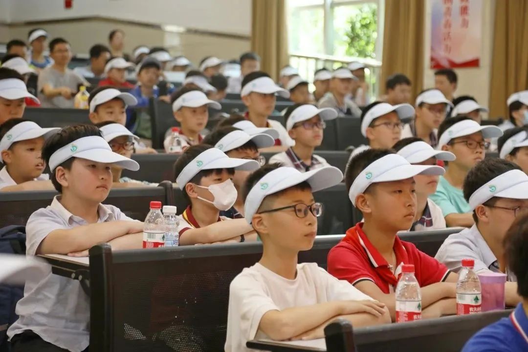 绵外召开第三届全国青少年科教成果大赛四川省区域赛赛前动员大会