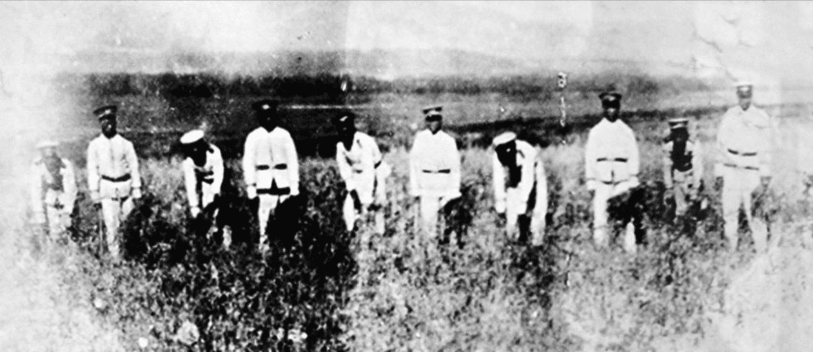 清末老照片晚清名伎貌美如花,老照片清末旗人贵妇貌美