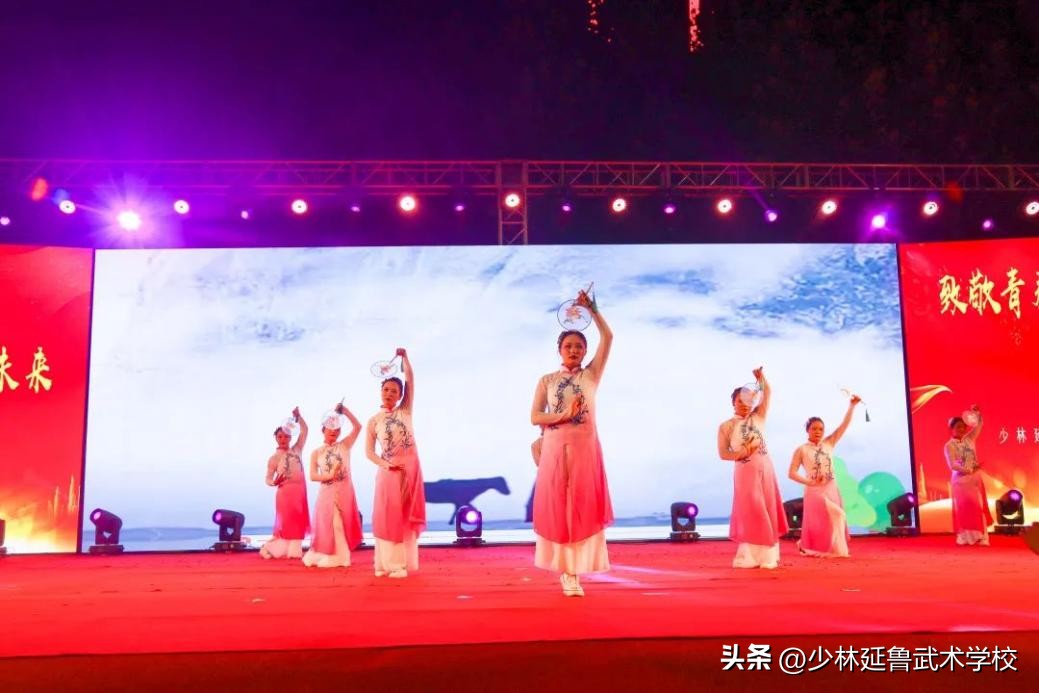 鑷存暚闈掓槬绛戞ⅵ鏈潵涓婚鍥㈡棩娲诲姩,鑷存暚闈掓槬鑺傜洰