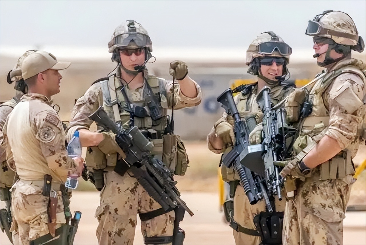 鎷滅櫥鍥炲簲鏈濋矞鍙戝皠涓ゆ灇瀵煎脊,鎷滅櫥瀵规湞椴滃彂灏勫寮圭殑鐪嬫硶