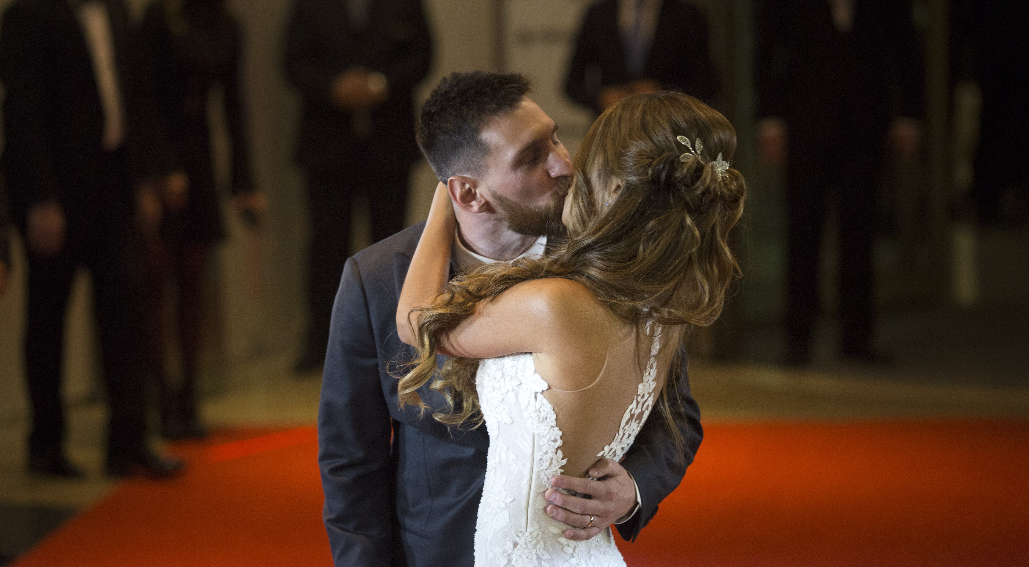 梅西青梅竹马的爱情,梅西7岁的青梅竹马是谁