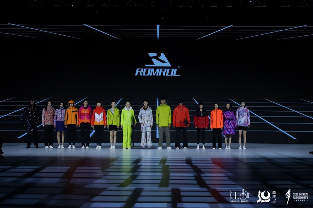 2023年新款时尚女装盐系气质,盛泽时尚女装