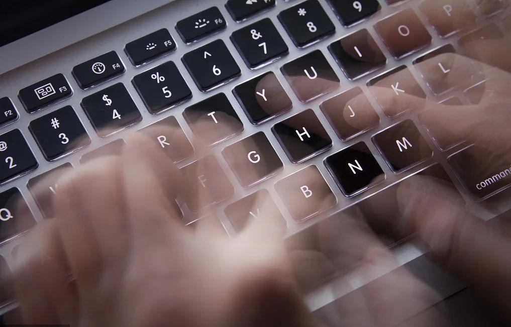 揭露演艺圈潜规则,演艺圈劲爆八卦消息