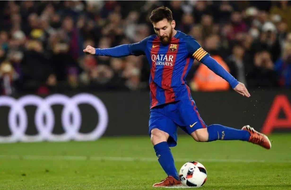 梅西传奇从侏儒症到球王的逆袭,梅西险些因侏儒症离开赛场