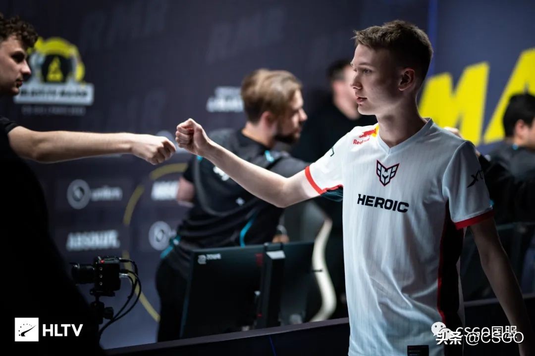 黑马9INE成五年首支进入Major的波兰战队！Heroic携手晋级传奇组