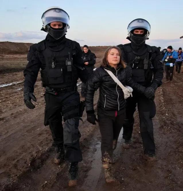 瑞典环保少女格蕾塔时代人物,环保少女格蕾塔被怼哭