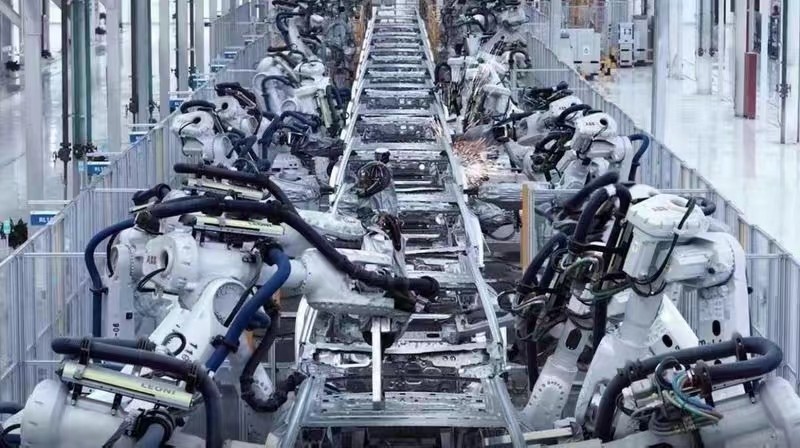 比亚迪为何能问鼎全球销冠,比亚迪已经蝉联了几个月销冠了