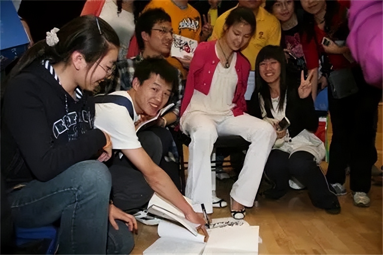 截肢女孩雷庆瑶近况,雷庆瑶触电事件