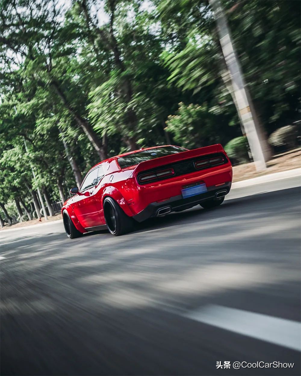 玩美式车,挑战者大宽体低趴