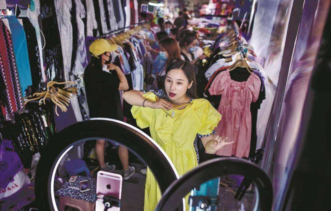 地摊生意最好的创业,摆地摊创业的好行业有哪些