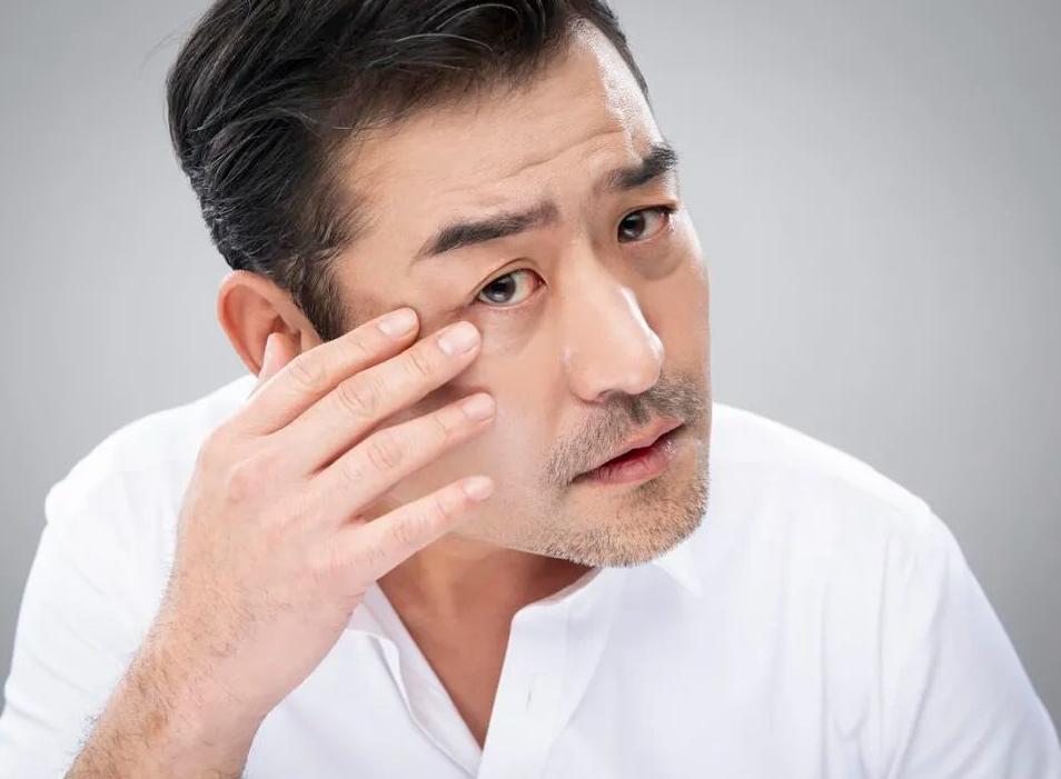 六味地黄丸只能补肾吗？医生：男性常吃，或可改善4大问题