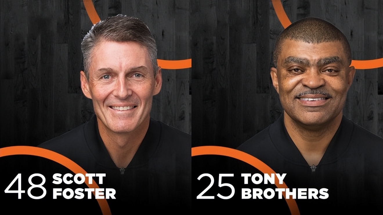 300斤的胖子，摸一下飞出好几米？裁判是托尼兄弟？哦，那没事了