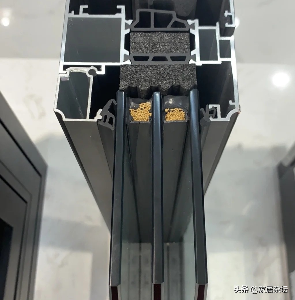 窗户玻璃各种问题怎么解决,常见窗户玻璃问题