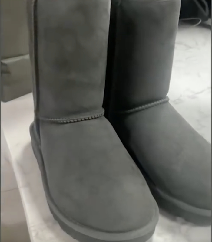 ugg雪地靴碰了护手霜,女子抹护手霜被要求买ugg