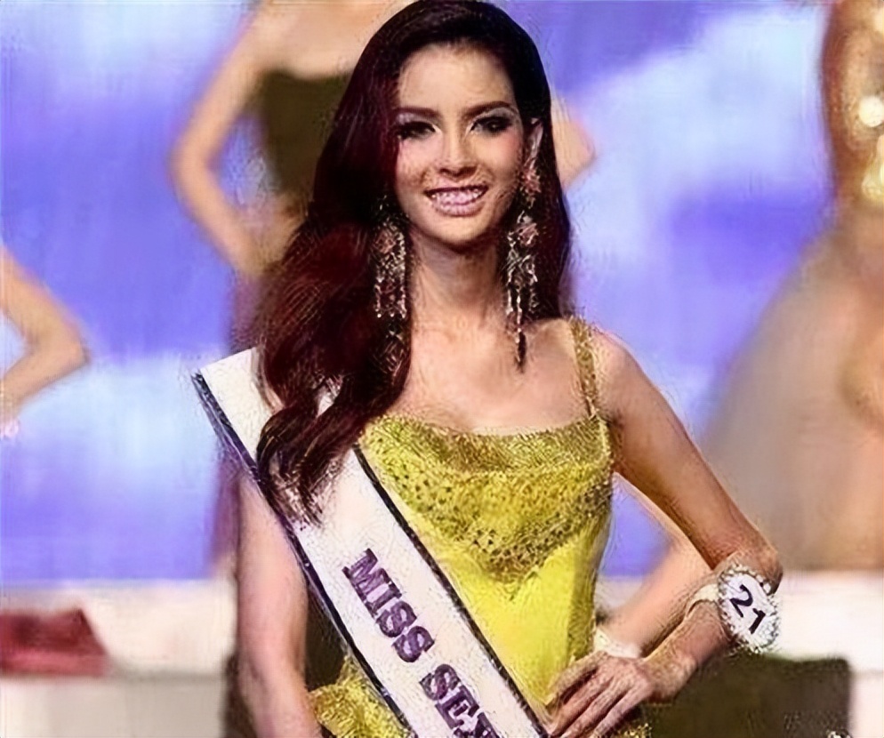 北京富豪泰国旅游遇奇缘，送500万房子，父母：找一个正常女人吧