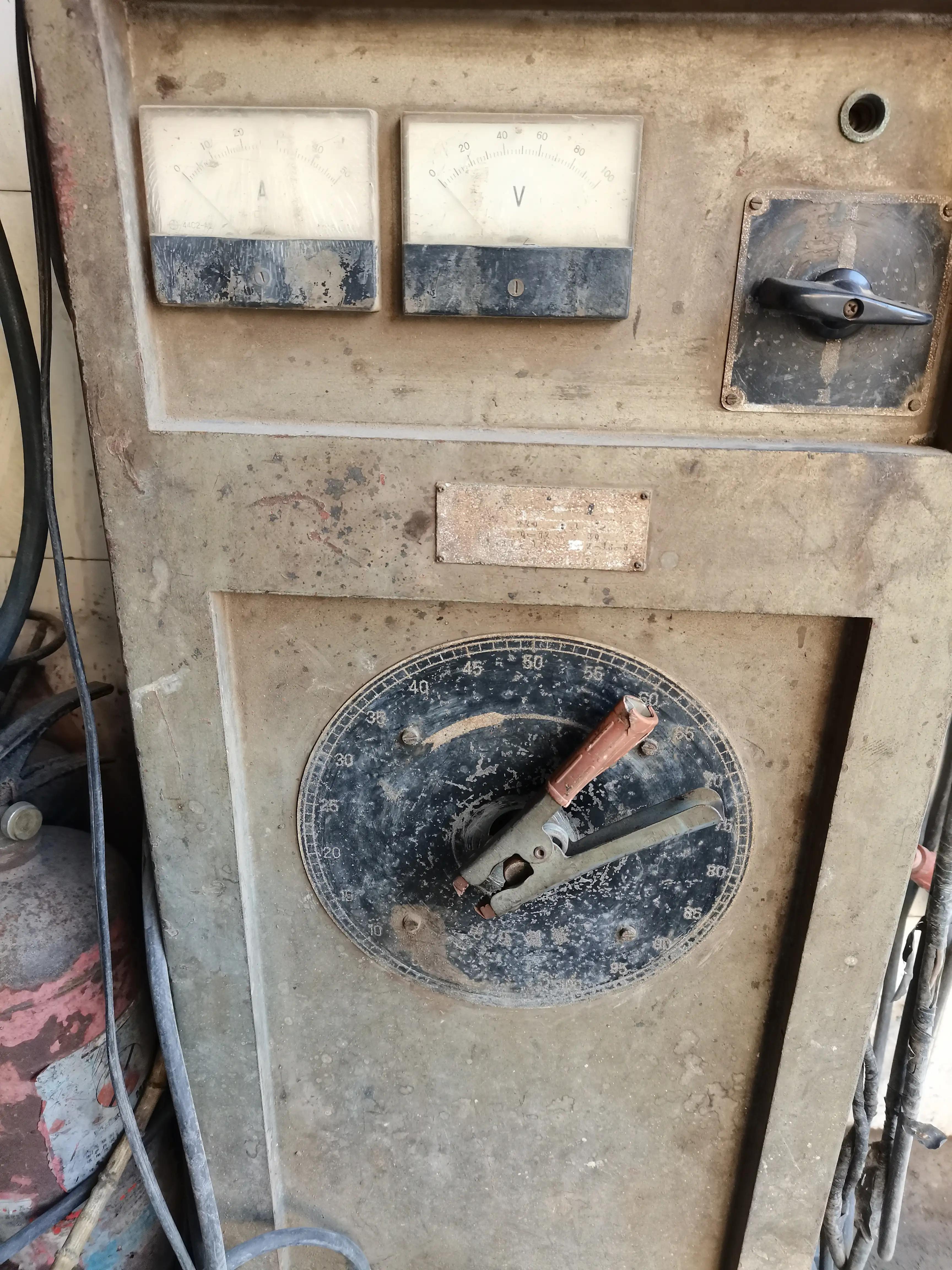 新能源汽车怎么充电对电瓶最好,汽车电瓶亏电怎么充电最好