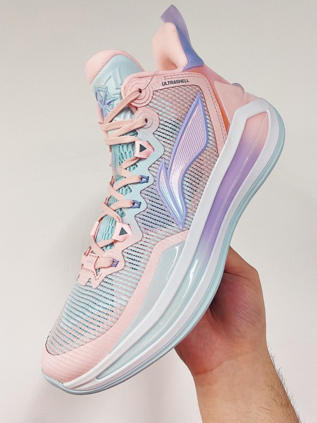 李宁和安踏球鞋,李宁安踏kt3