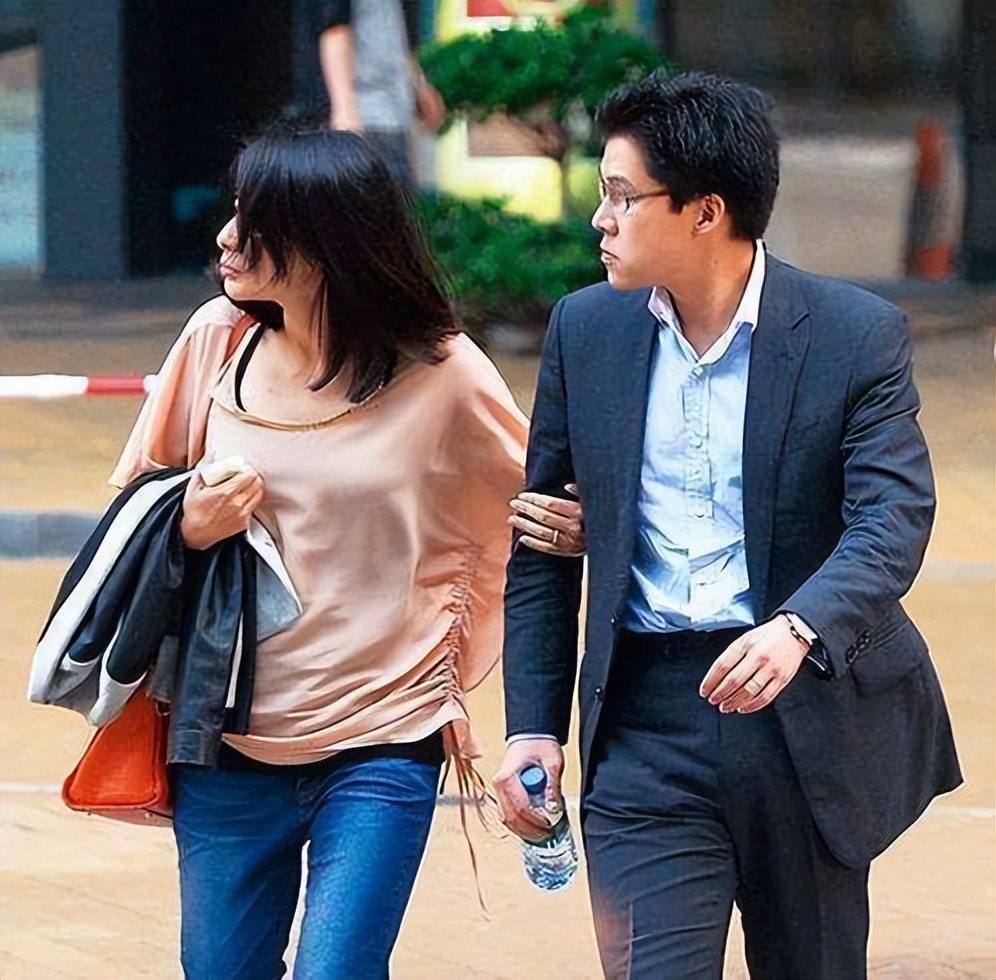 跳水皇后郭晶晶晒全家福,跳水女皇郭晶晶和豪门阔少