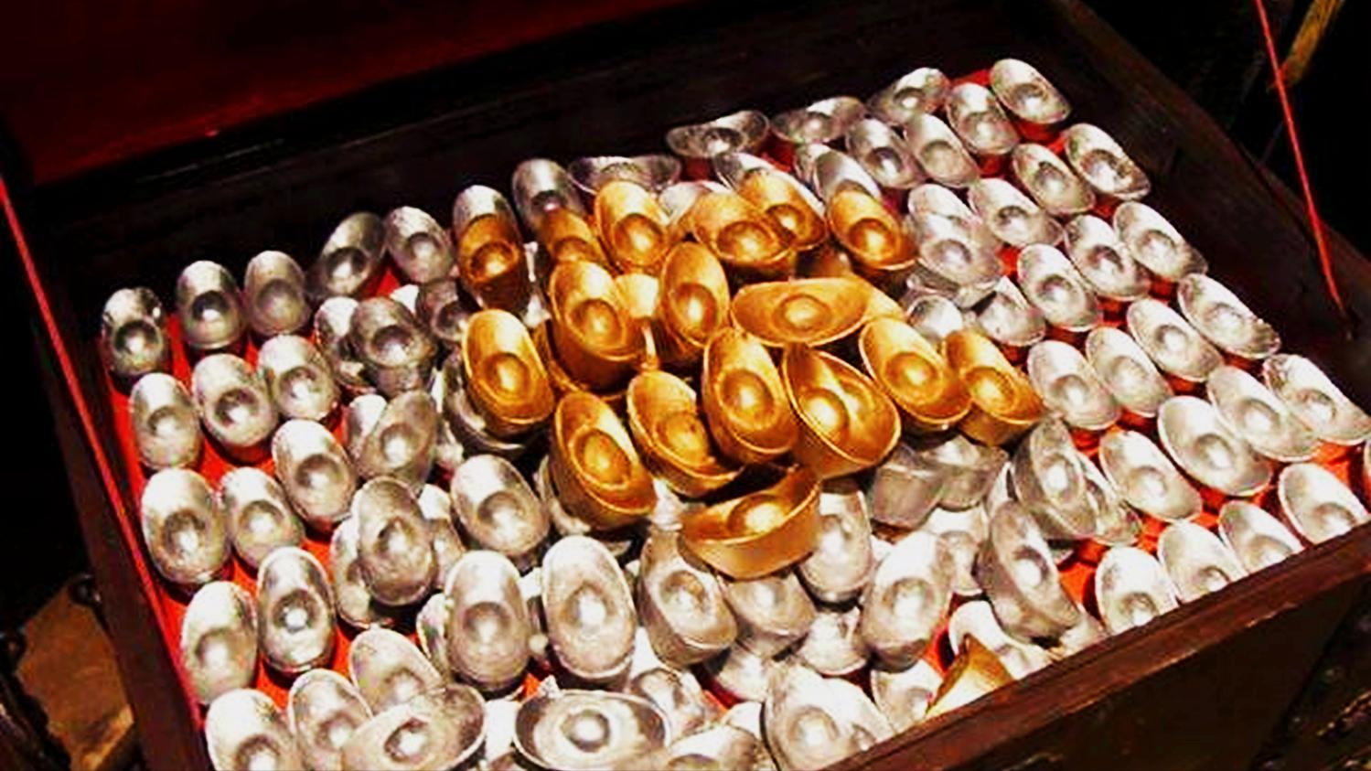 林仙儿人尽可夫，连13岁的龙小云都可以，为何阿飞碰不得？