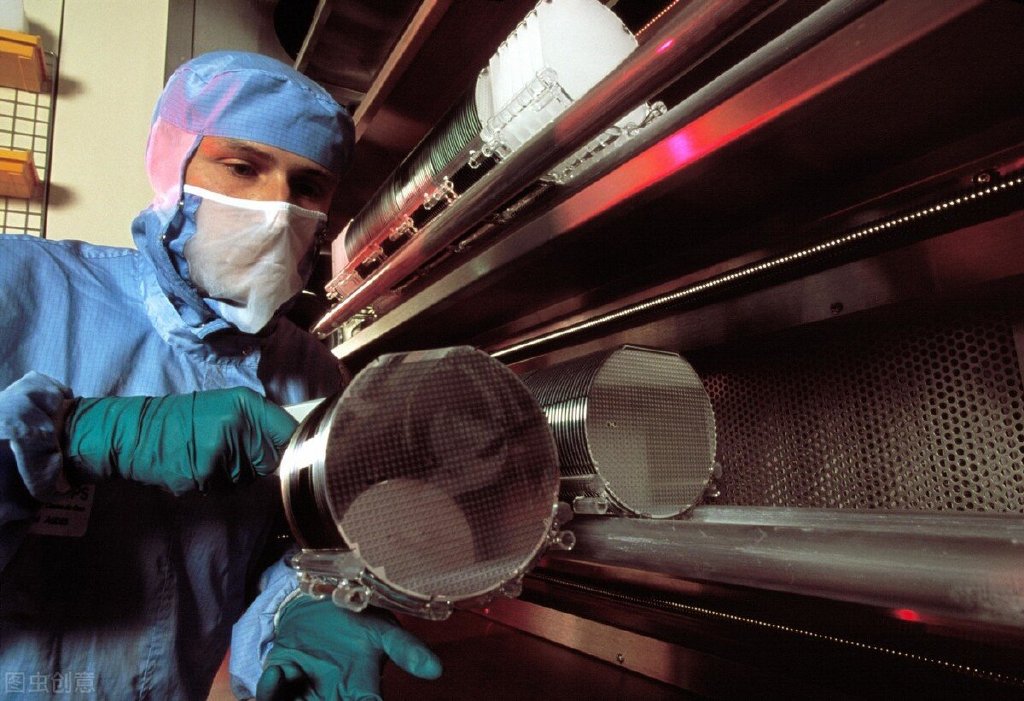 国内最好的光刻胶企业有哪几家,中国光刻机龙头企业名单