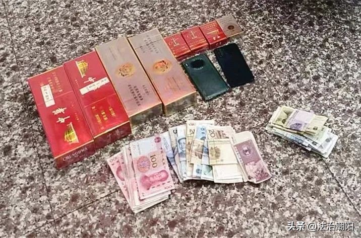 *款贷**要求反复“刷脸”？男子一句抱怨引起民警关注