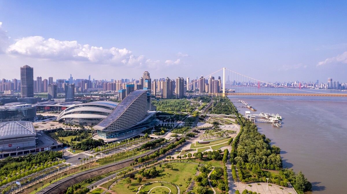 线上展览会做什么,线上展览和线下展览