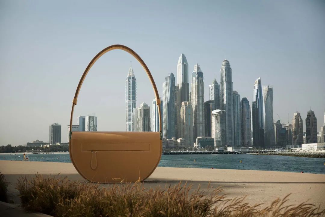 lv最大的贵妇包包,lv最大的斜挎包