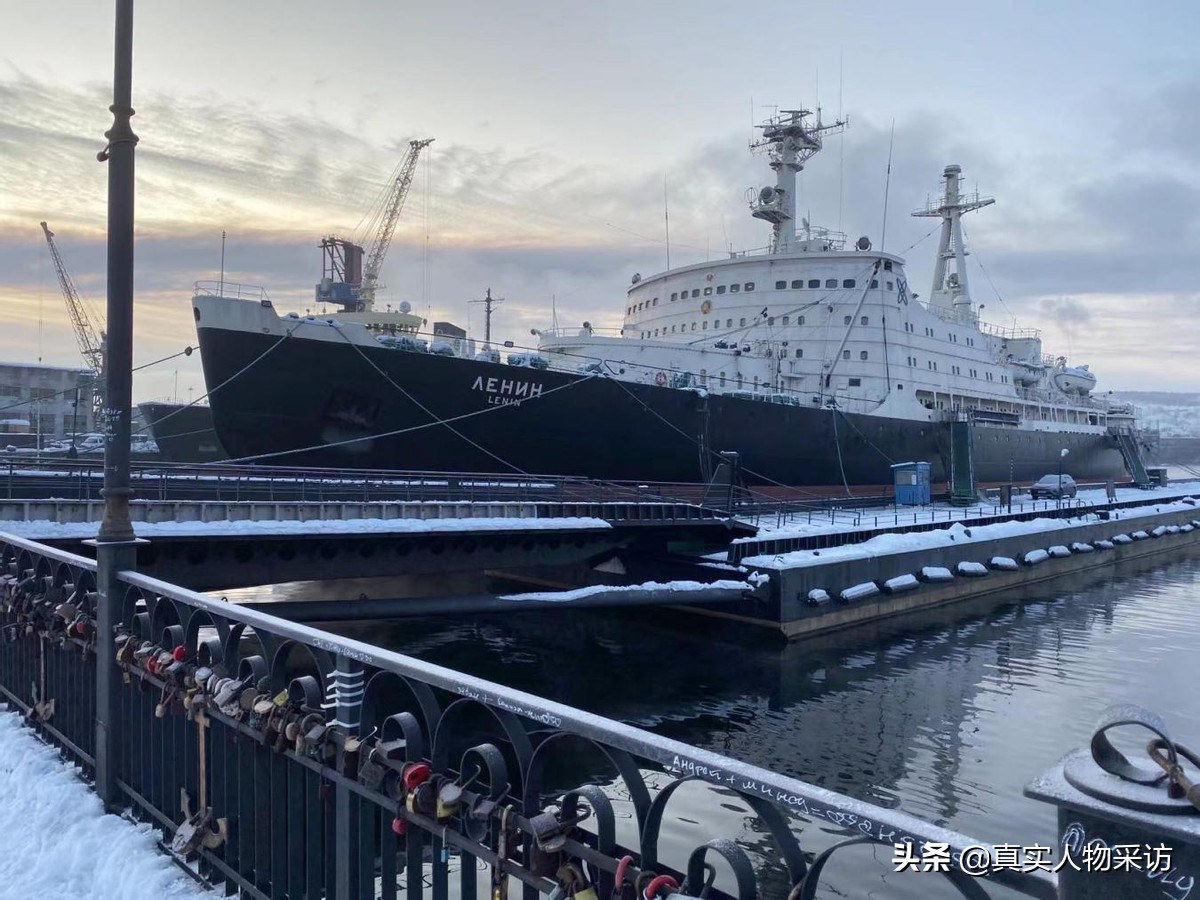 在俄罗斯留学的中国小伙恋爱,我在俄罗斯当警察