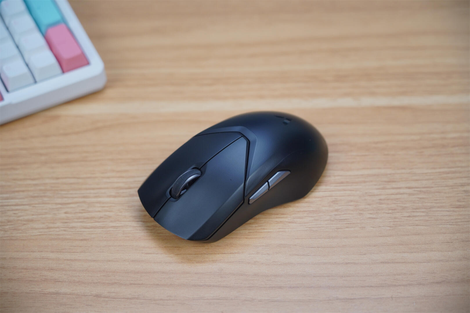 雷柏vt9鼠标,性价比高的轻量化鼠标