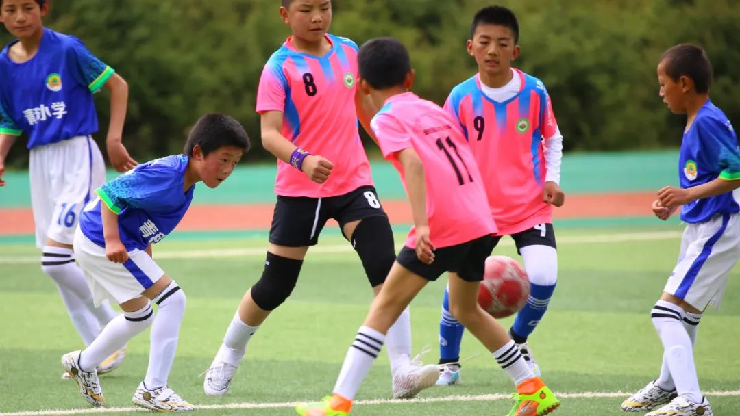 少年足球现场,少年足球队在线播放