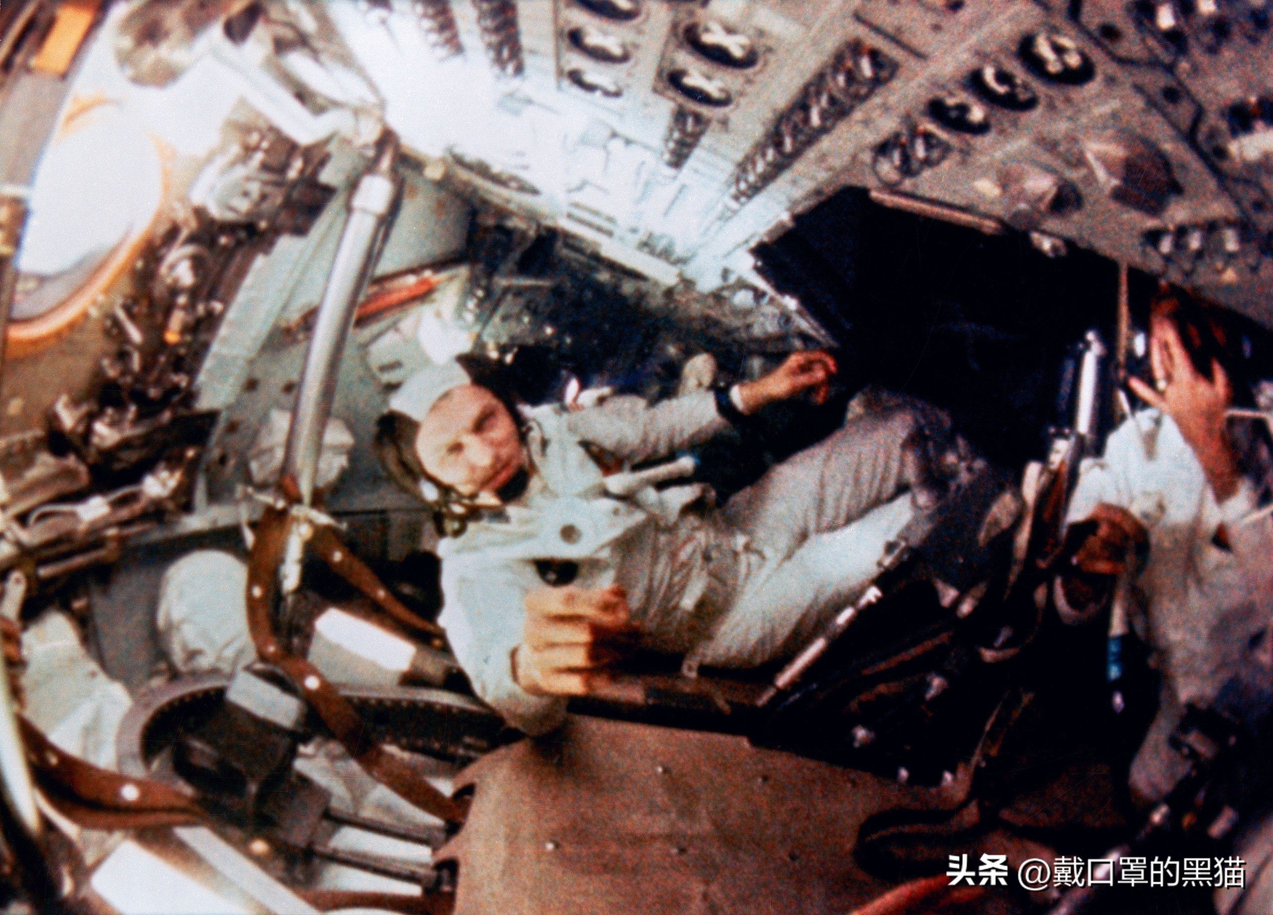 阿波罗登月6次都出舱了吗,阿波罗登月舱登月过程