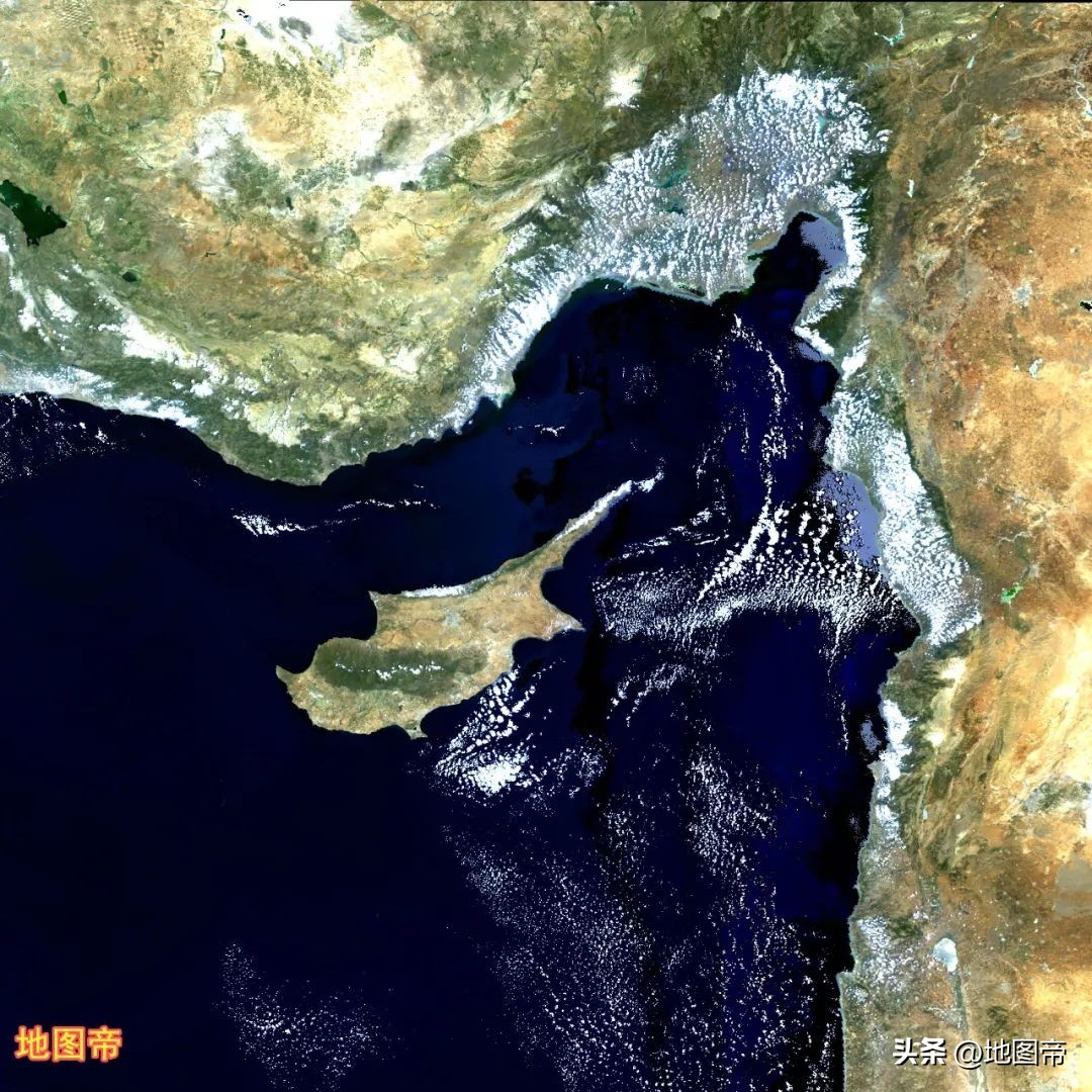 乌克兰老百姓对泽连斯基最新态度,台湾相当于克里米亚吗