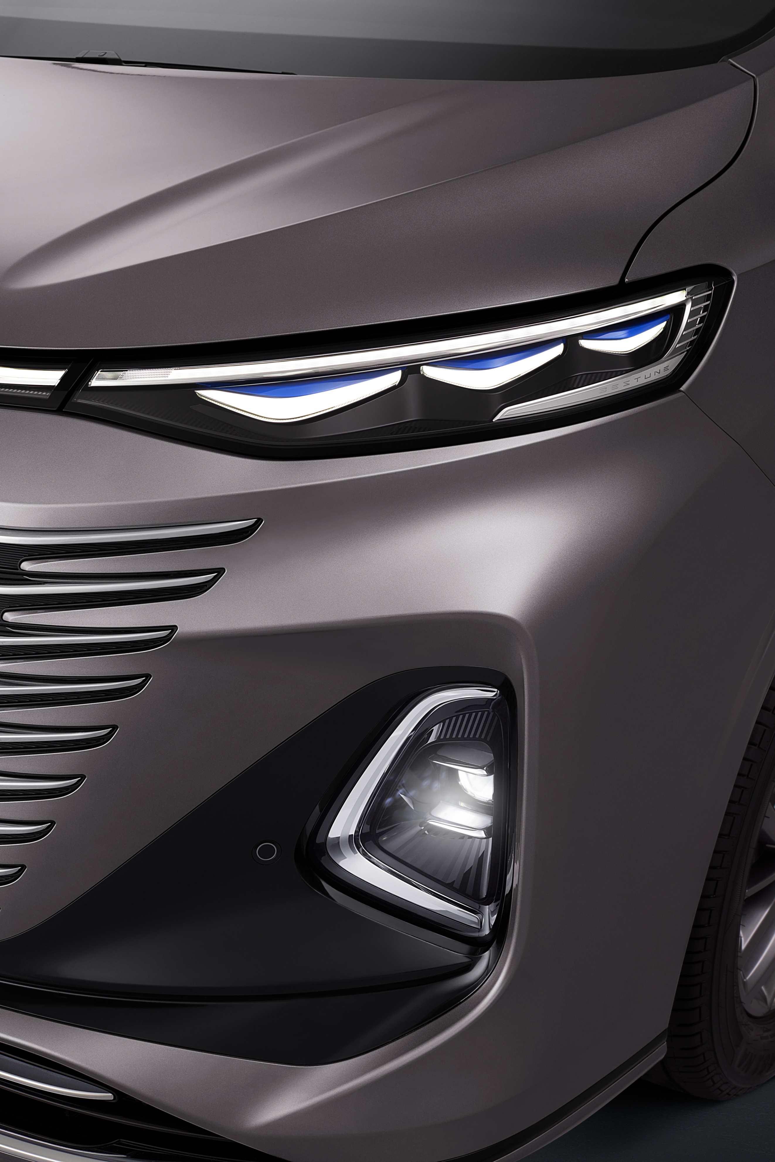 紧凑型mpv定位,mpv奔腾m9长宽高多少米