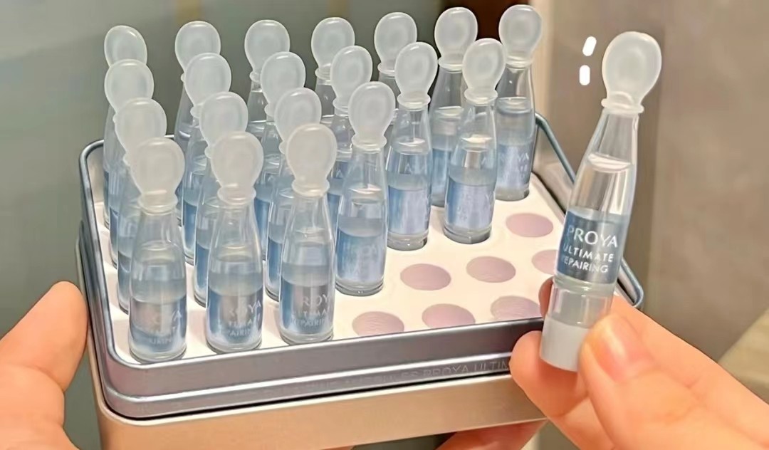 护肤春季皮肤觉得敏感干燥起皮,冬季皮肤干燥易脱皮用什么护肤品