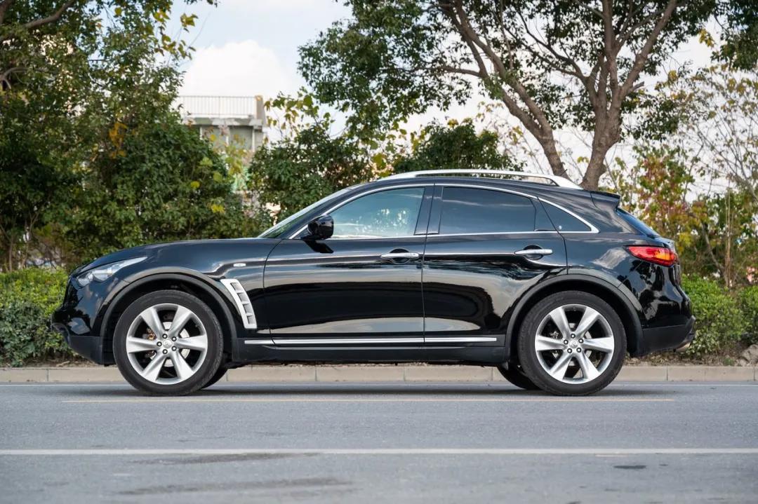 二手英菲尼迪fx35顶配七万公里,买二手09款英菲尼迪fx35十大忠告