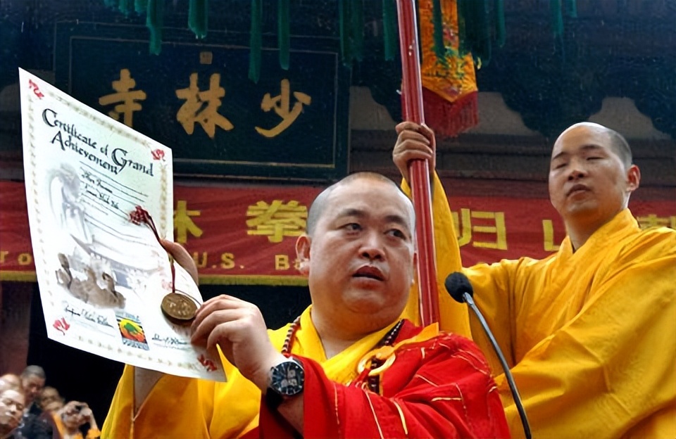 少林寺释永信袈裟,少林寺方丈释永信的袈裟有多值钱