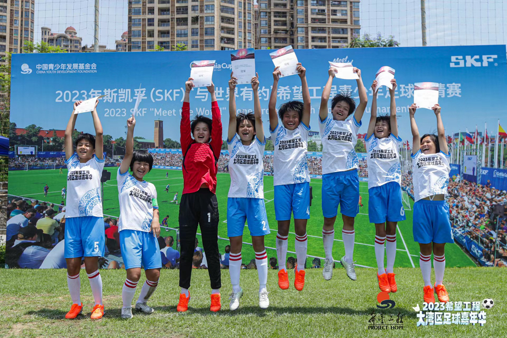 琼中女足逆转夺冠视频,琼中女足时隔6年重返哥德堡杯