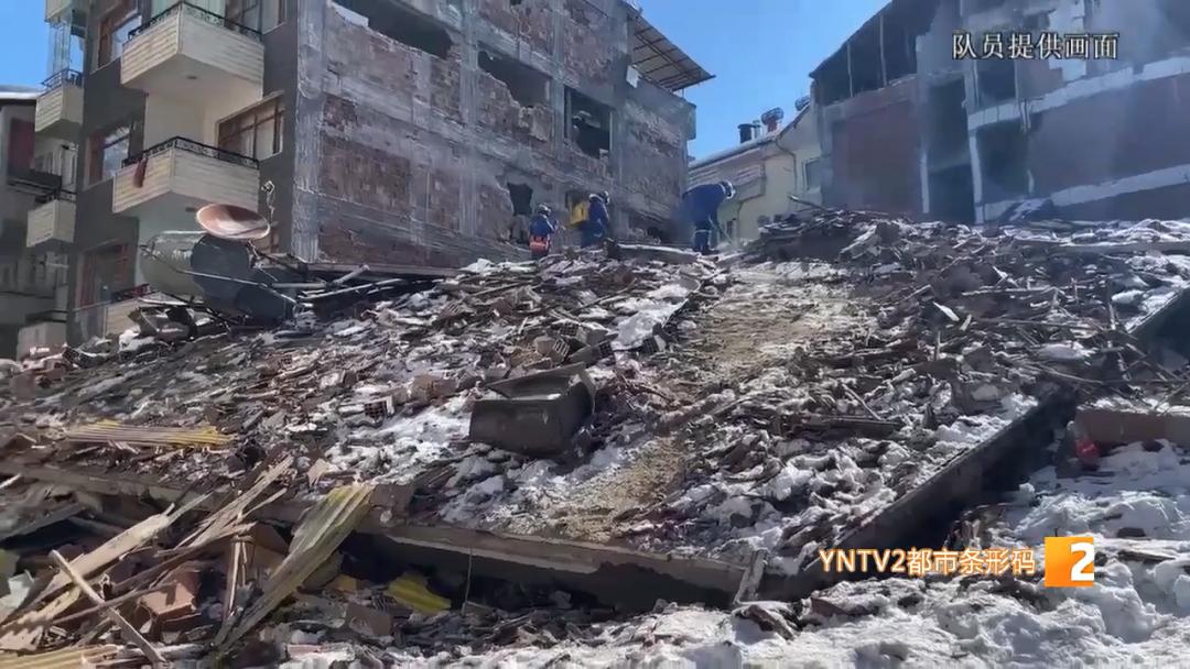 蓝天救援队英雄回家,蓝天救援队回家队长哭了视频