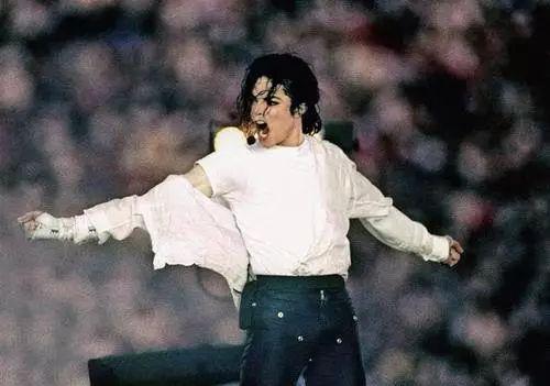 30首顶级经典英文歌名单,全球10首经典英文歌