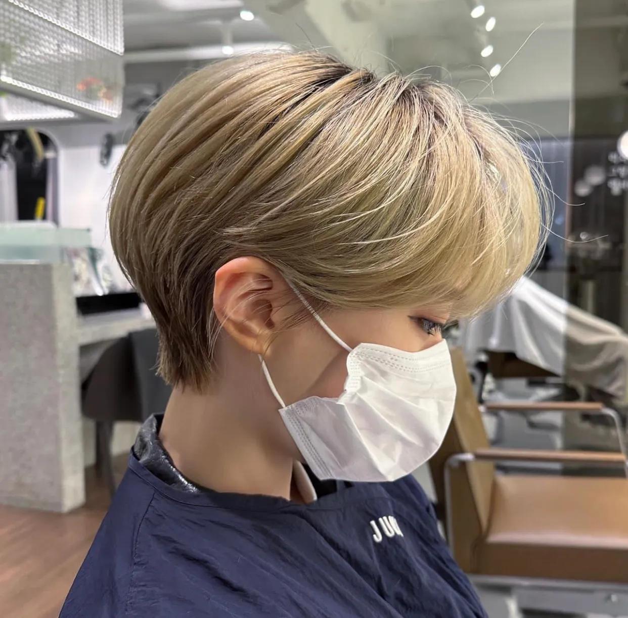 哪些好看又酷又适合女生的短发,流行又酷又帅的女生短发