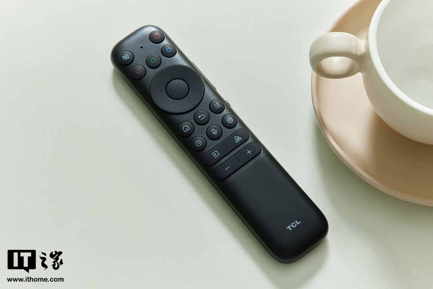 TCLQ10H深度体验让MiniLED电视疯狂卷起来