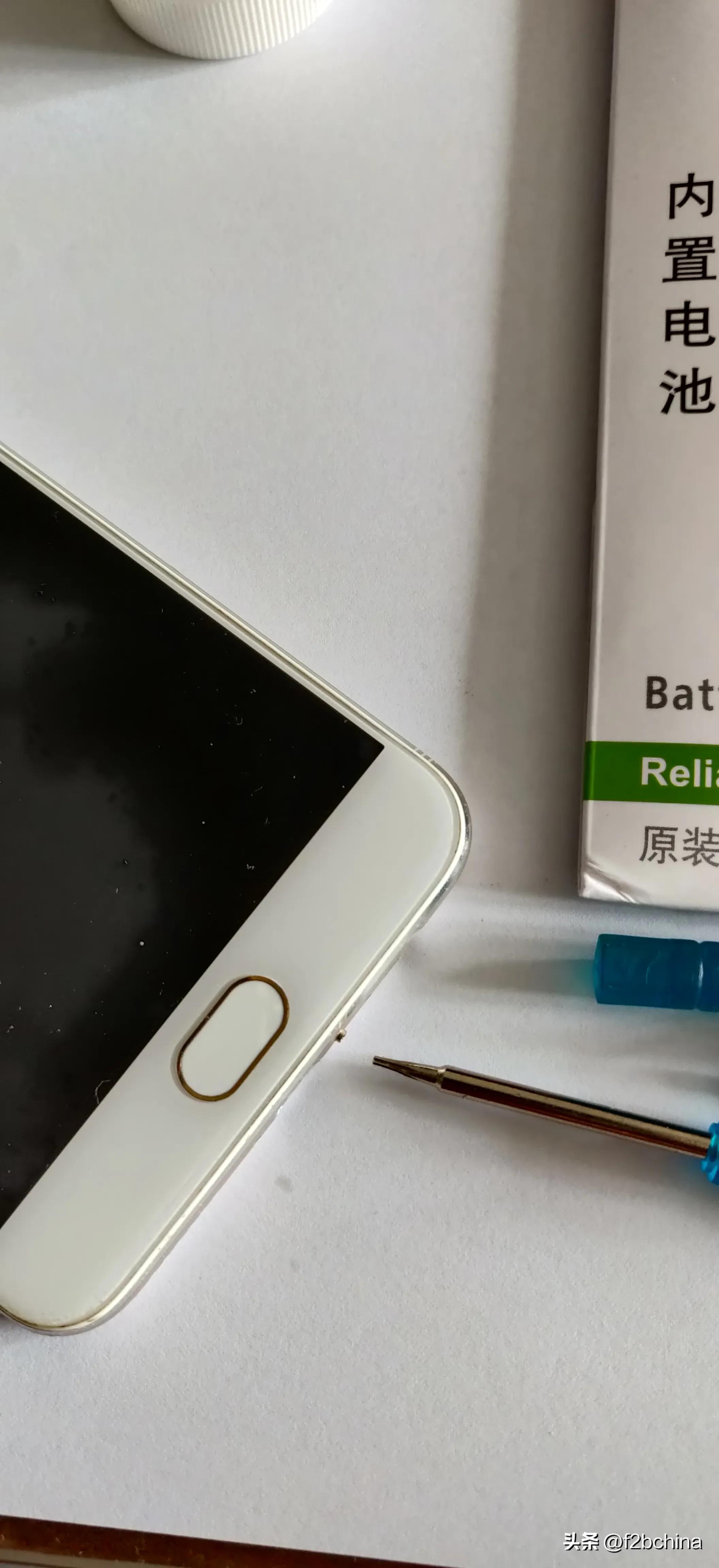 oppor9s手机换电池多少钱,oppor9s换电池视频