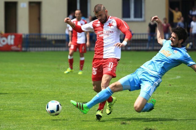 足球先生莱万现状,2020年世界足球先生莱万